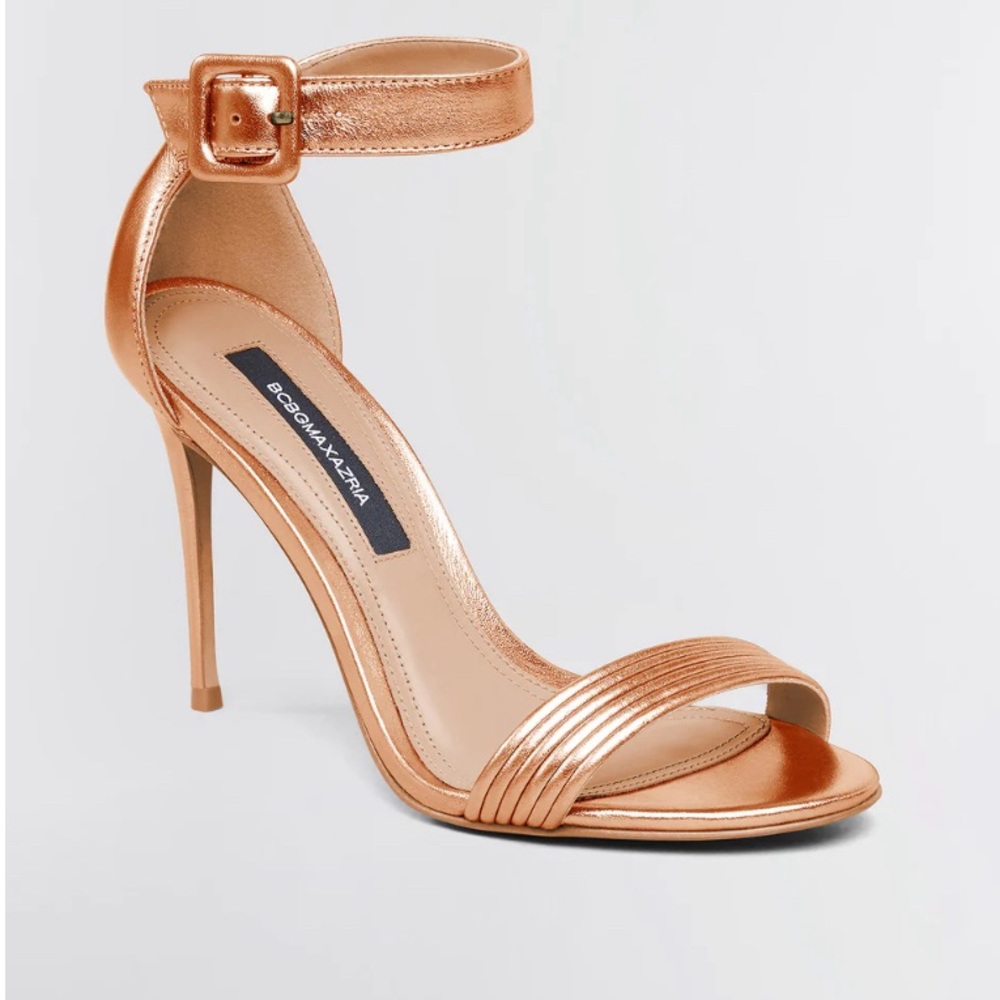 Brand new BCBG heels size 6